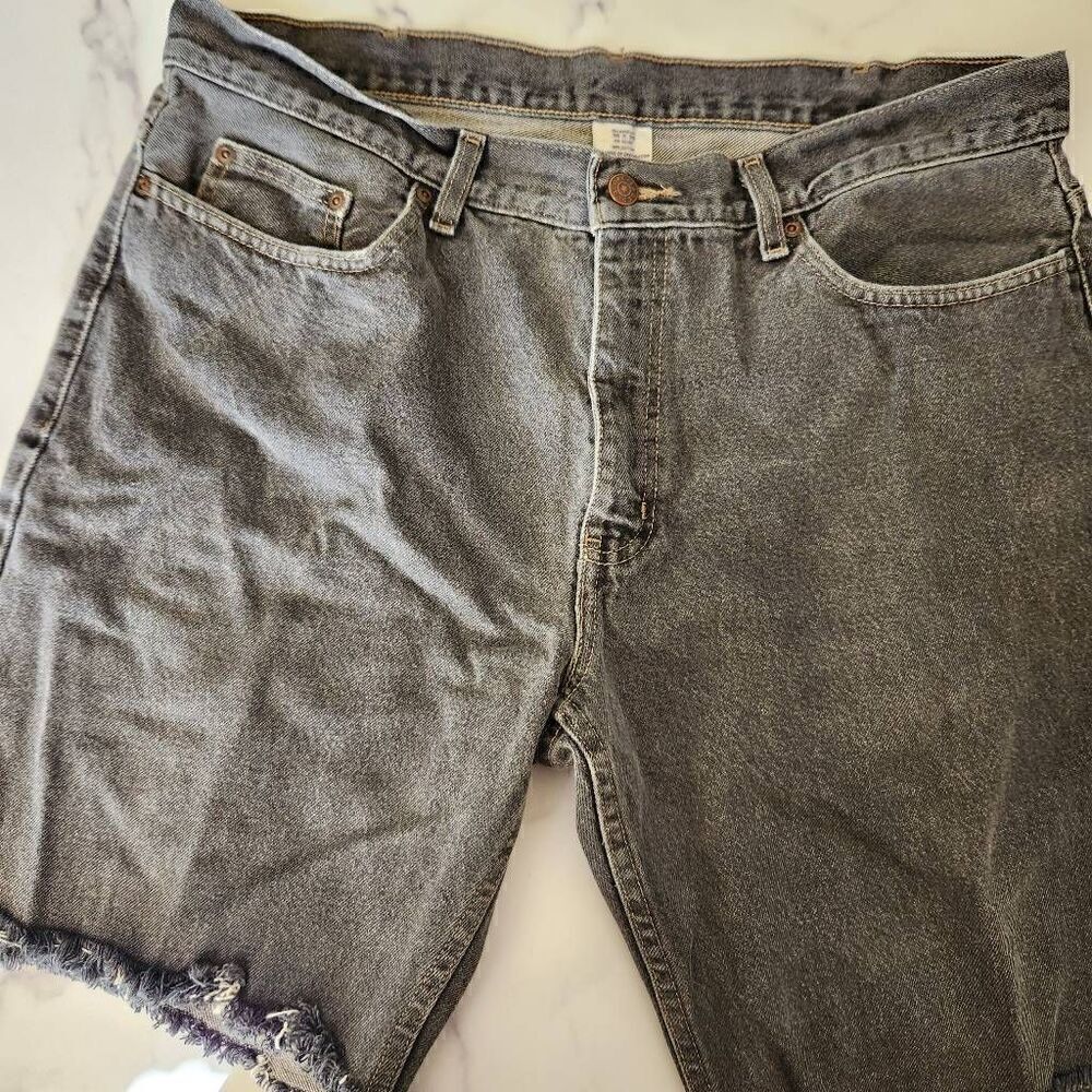 Vintage faded Glory relaxed black fit 100% cotton Bermuda shorts frayed hem 36x2